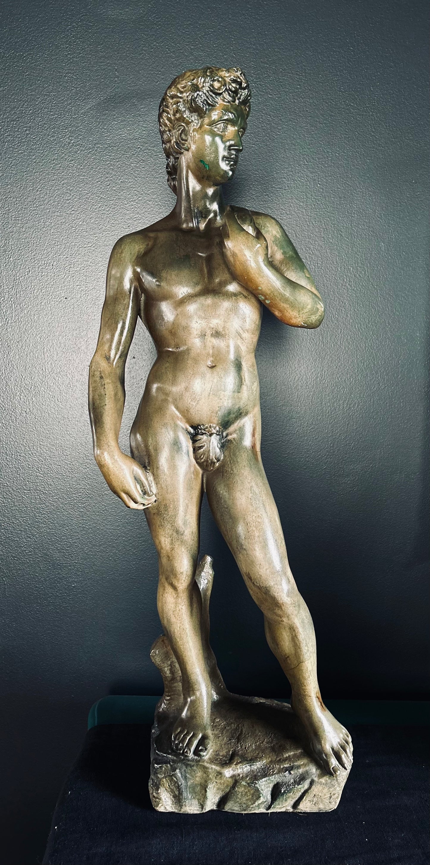 bronze statue, David of Michaelangelo